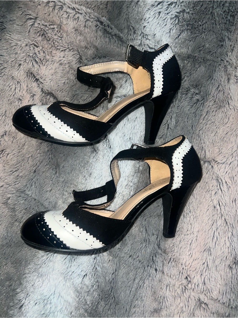 Cambridge Select women’s high heels